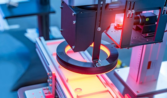 2025 Outlook | Manufacturing : Operational Excellence, Redefined Customer Experiences, and...