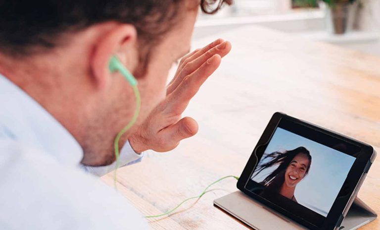 Cut operating costs with transformational tech support services